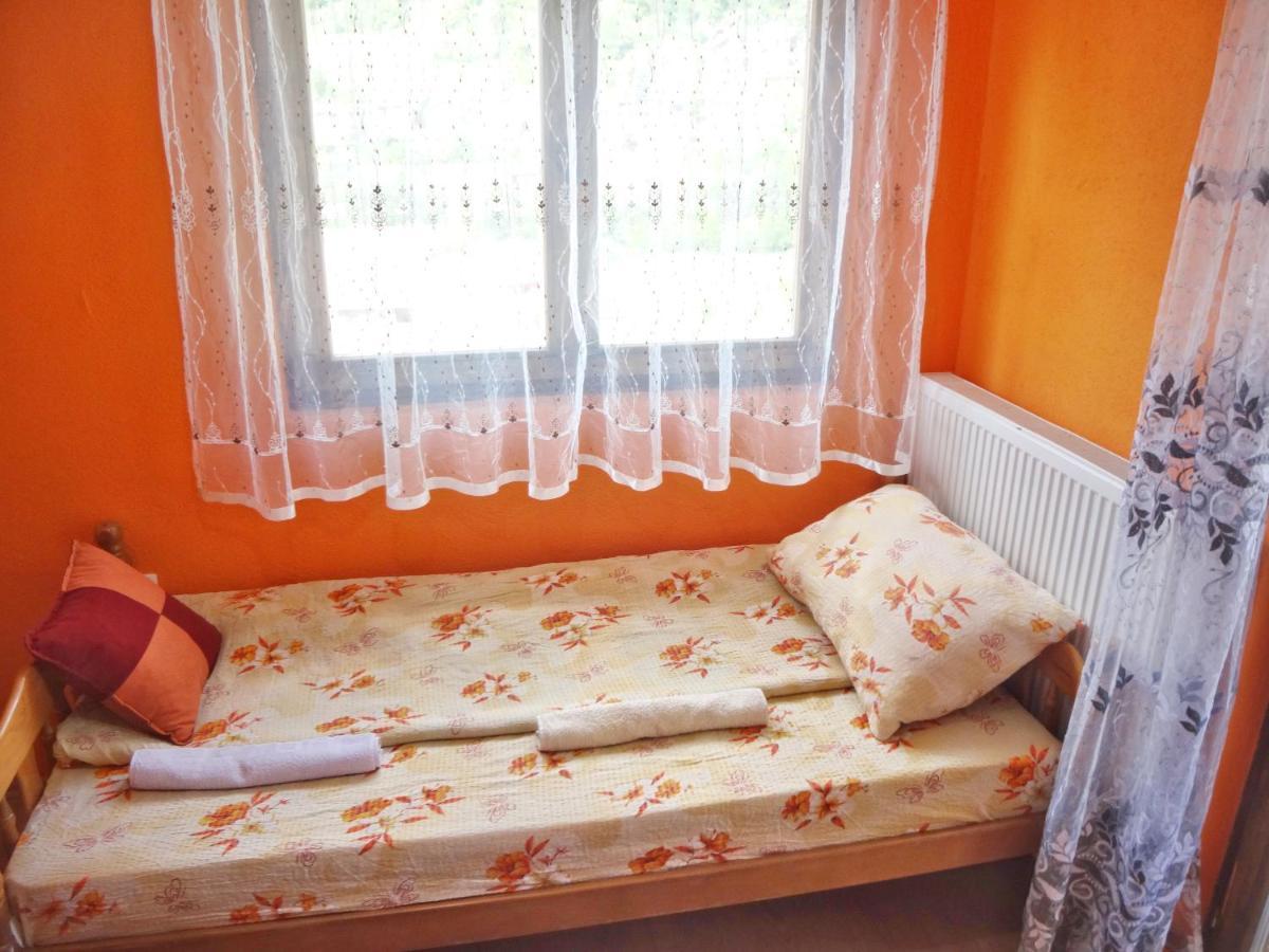 Virmal Hotel Foca Luaran gambar