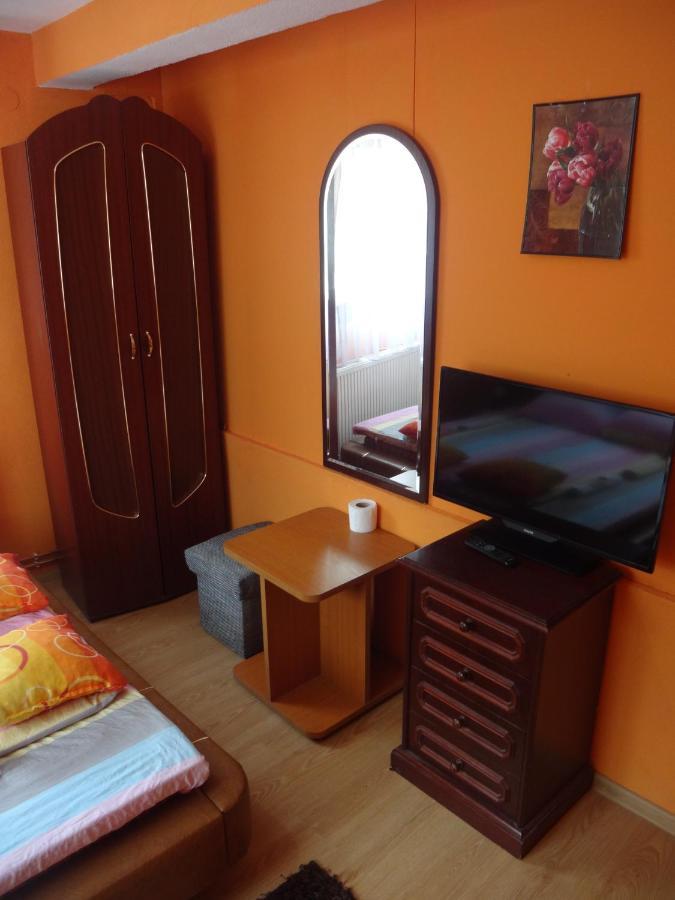 Virmal Hotel Foca Luaran gambar